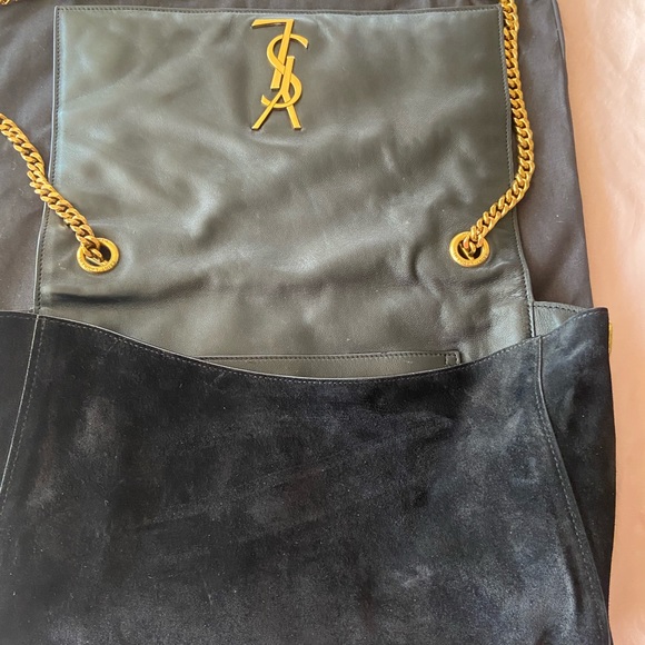 YSL Saint Laurent Medium Soft Kate Reversible Purse. Excellent condition! - Picture 4 of 8